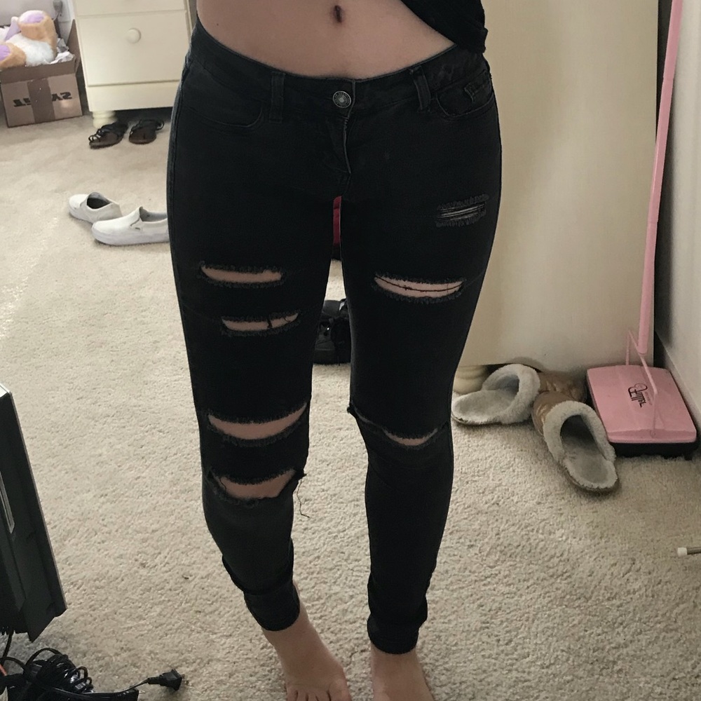 Black Ripped Jeans